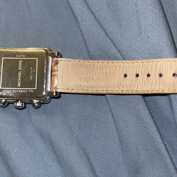 Genuine alligator Michael Kors watch - Picture 3 of 6
